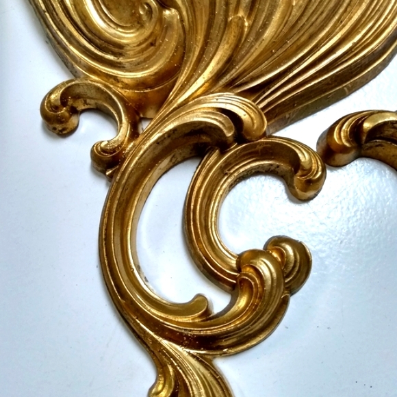 Syroco Vintage gold ornate wall pocket planter - Picture 5 of 8